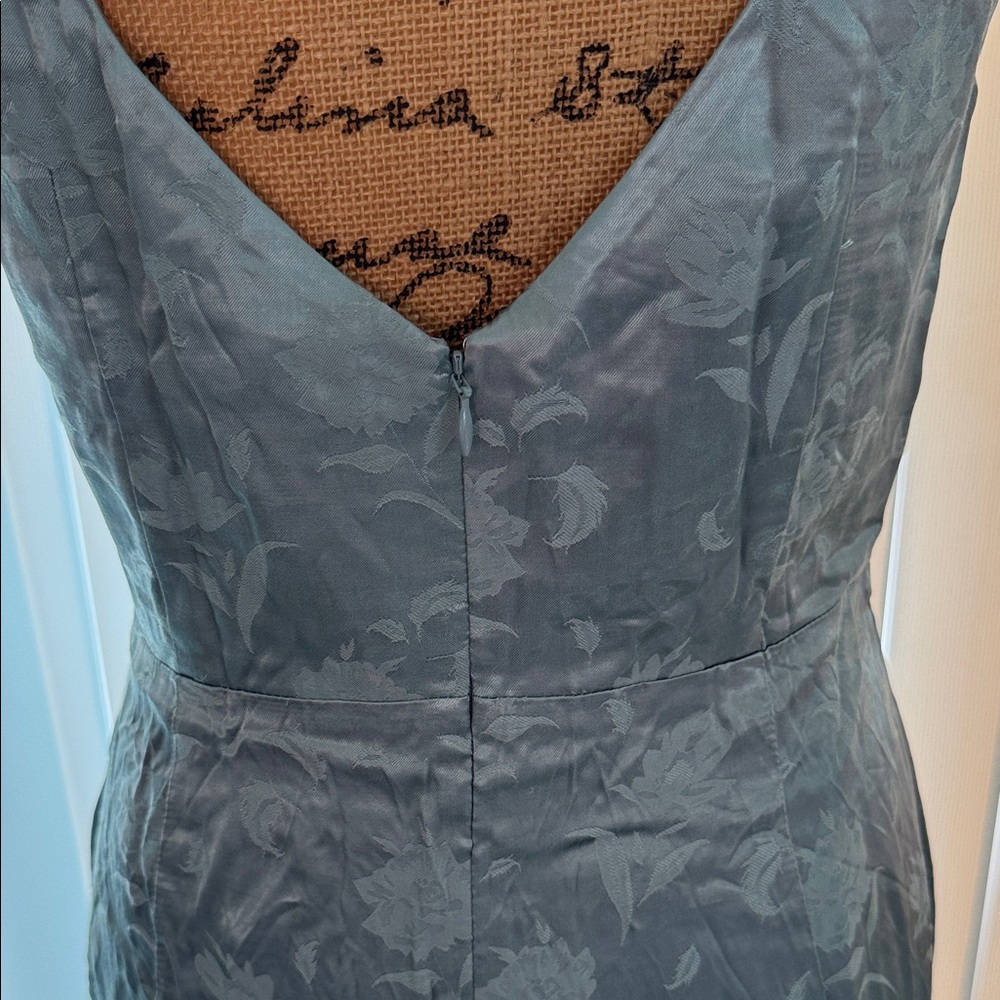 Chic Sage Green Midi Dress - Picture 6 of 7